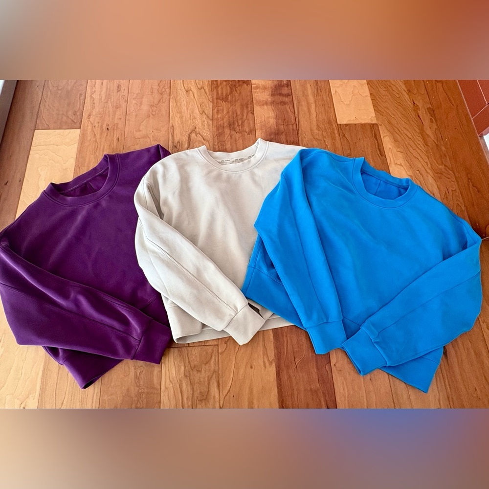 3 CRZ Soft Aura sweatshirts xs (price is for all)